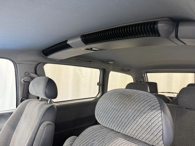 Toyota-Previa-1995-Mini-Passenger-Van-23