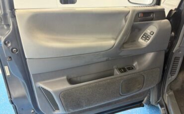 Toyota-Previa-1995-Mini-Passenger-Van-24