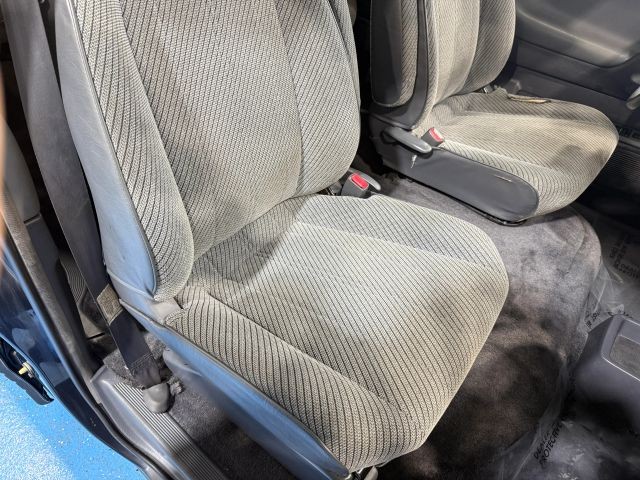 Toyota-Previa-1995-Mini-Passenger-Van-27