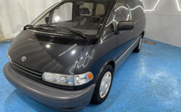 Toyota-Previa-1995-Mini-Passenger-Van-3