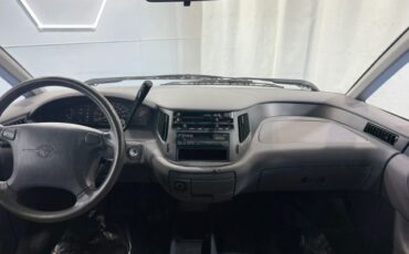 Toyota-Previa-1995-Mini-Passenger-Van-31