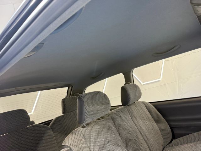Toyota-Previa-1995-Mini-Passenger-Van-34