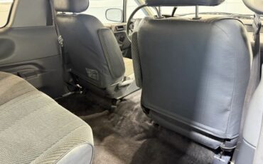 Toyota-Previa-1995-Mini-Passenger-Van-35