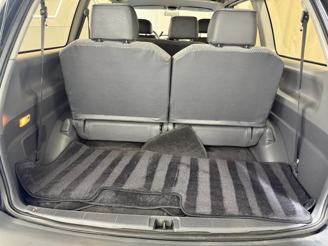 Toyota-Previa-1995-Mini-Passenger-Van-36
