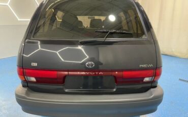 Toyota-Previa-1995-Mini-Passenger-Van-7