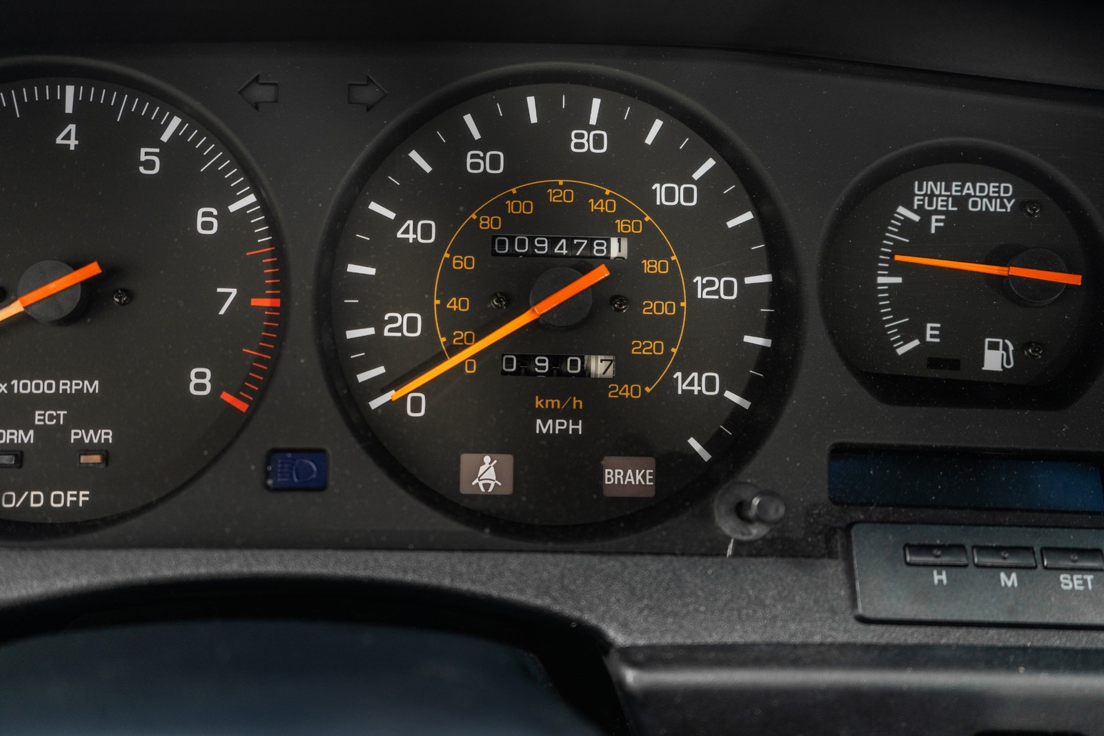 Toyota-Supra-1988-Hatchback-20