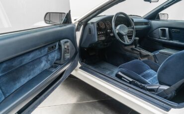 Toyota-Supra-1988-Hatchback-21