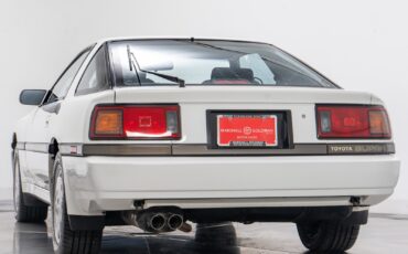 Toyota-Supra-1988-Hatchback-6