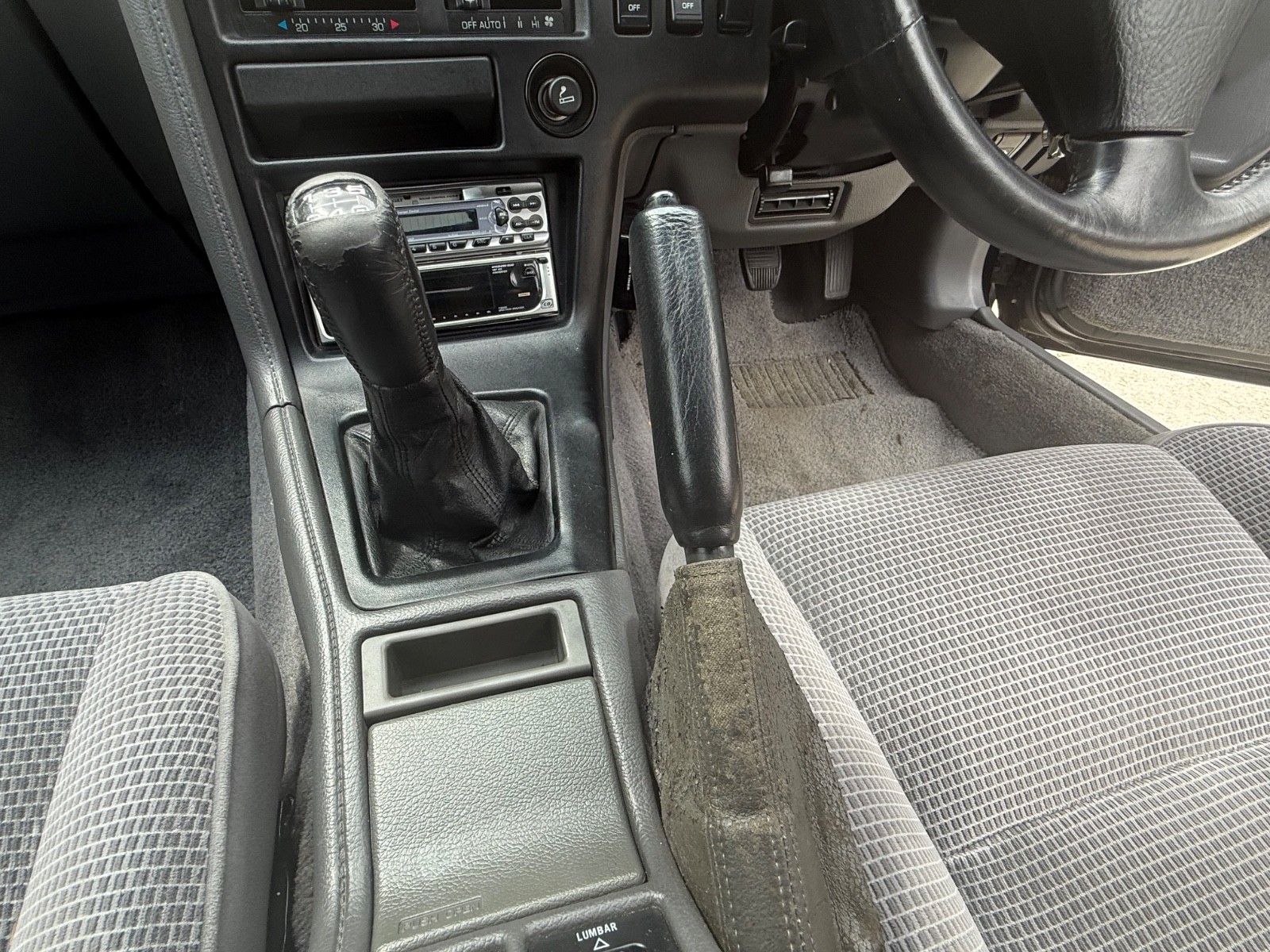 Toyota-Supra-1989-Hatchback-10