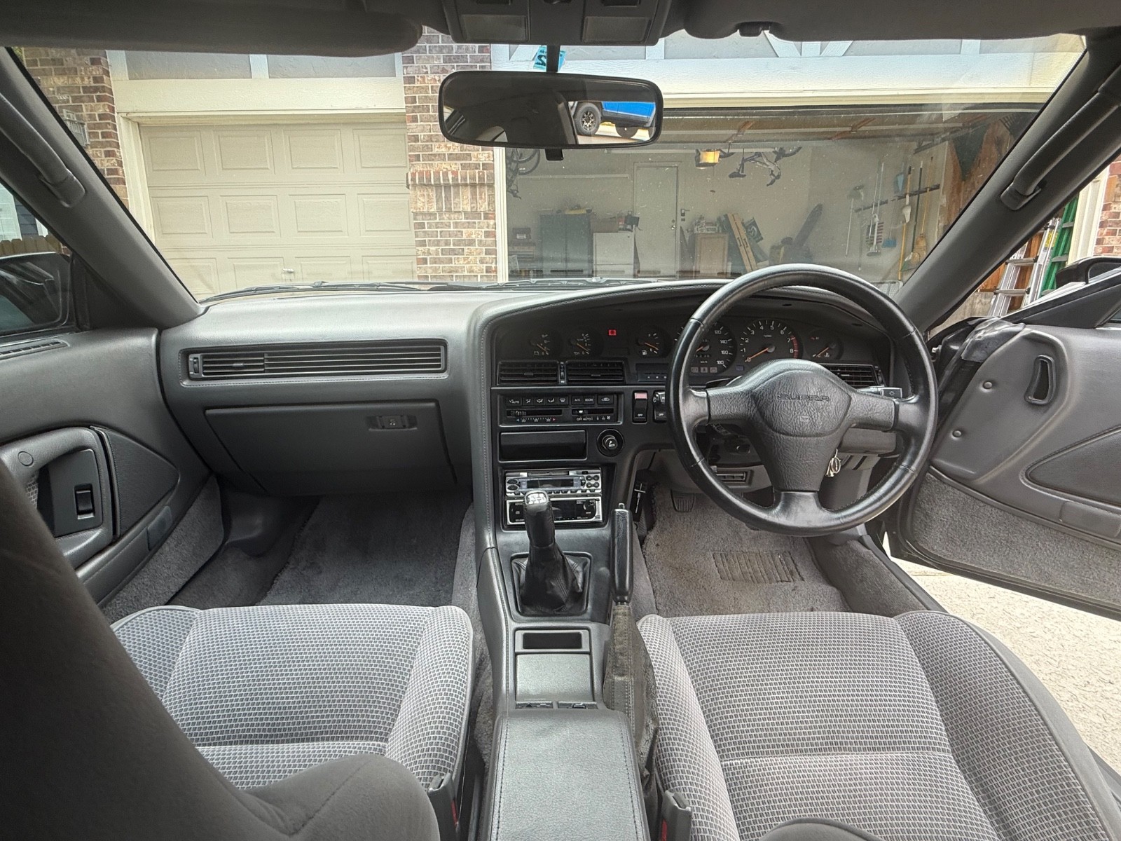 Toyota-Supra-1989-Hatchback-11