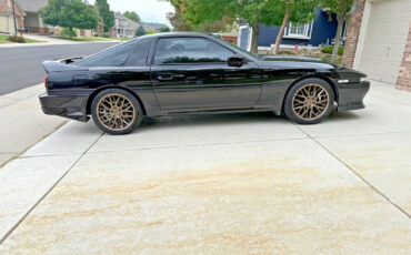 Toyota-Supra-1989-Hatchback-15