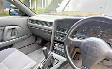 Toyota-Supra-1989-Hatchback-19