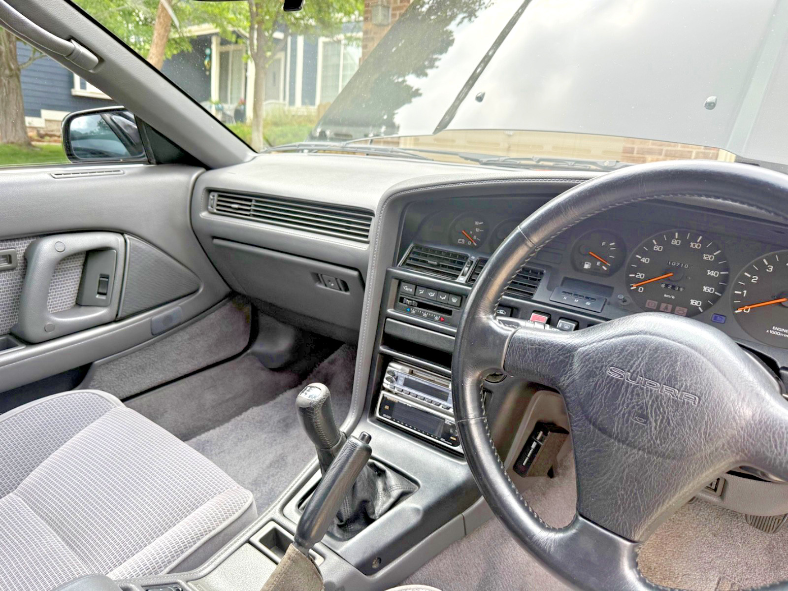 Toyota-Supra-1989-Hatchback-19