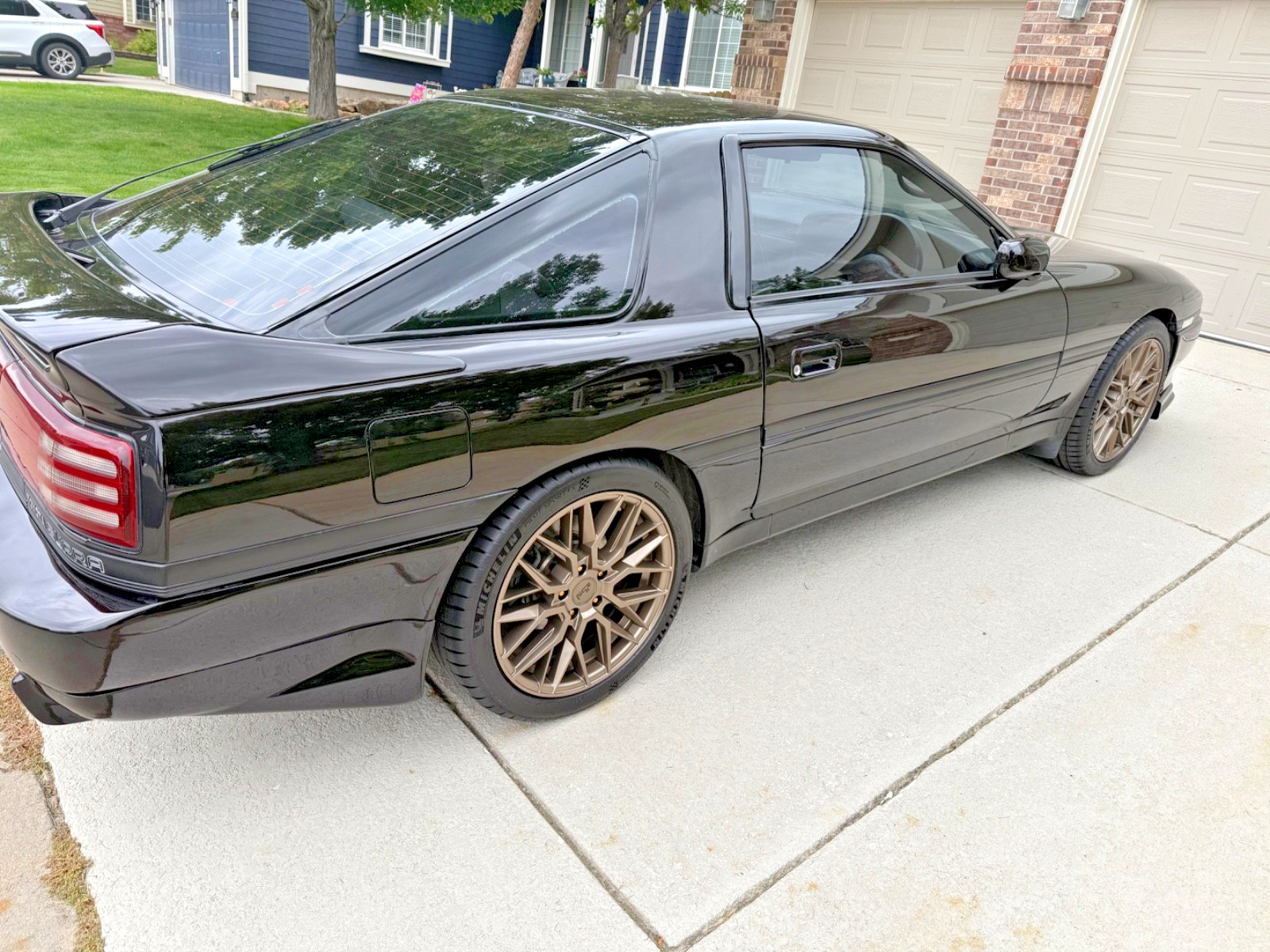 Toyota-Supra-1989-Hatchback-21