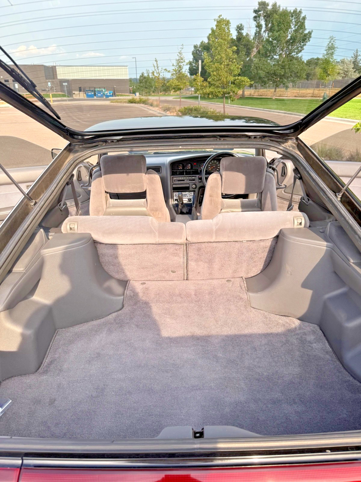 Toyota-Supra-1989-Hatchback-28