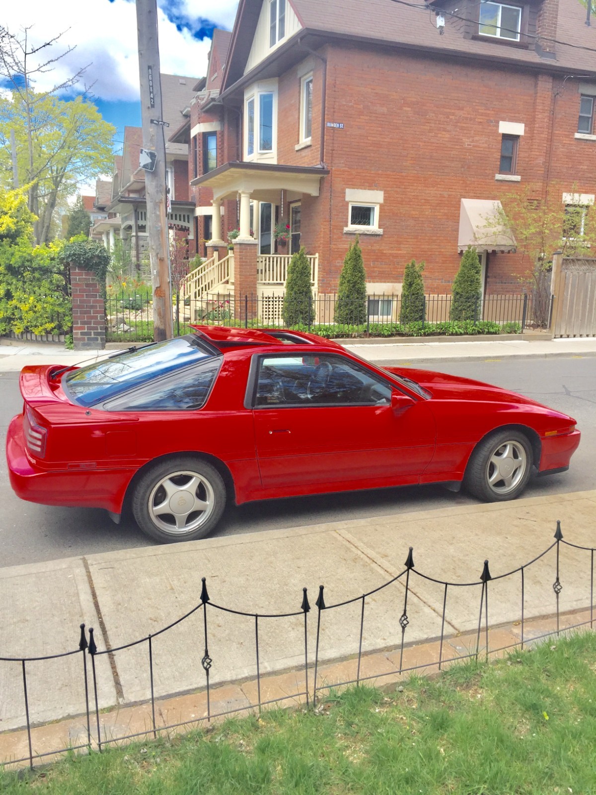 Toyota-Supra-1992-Hatchback-12