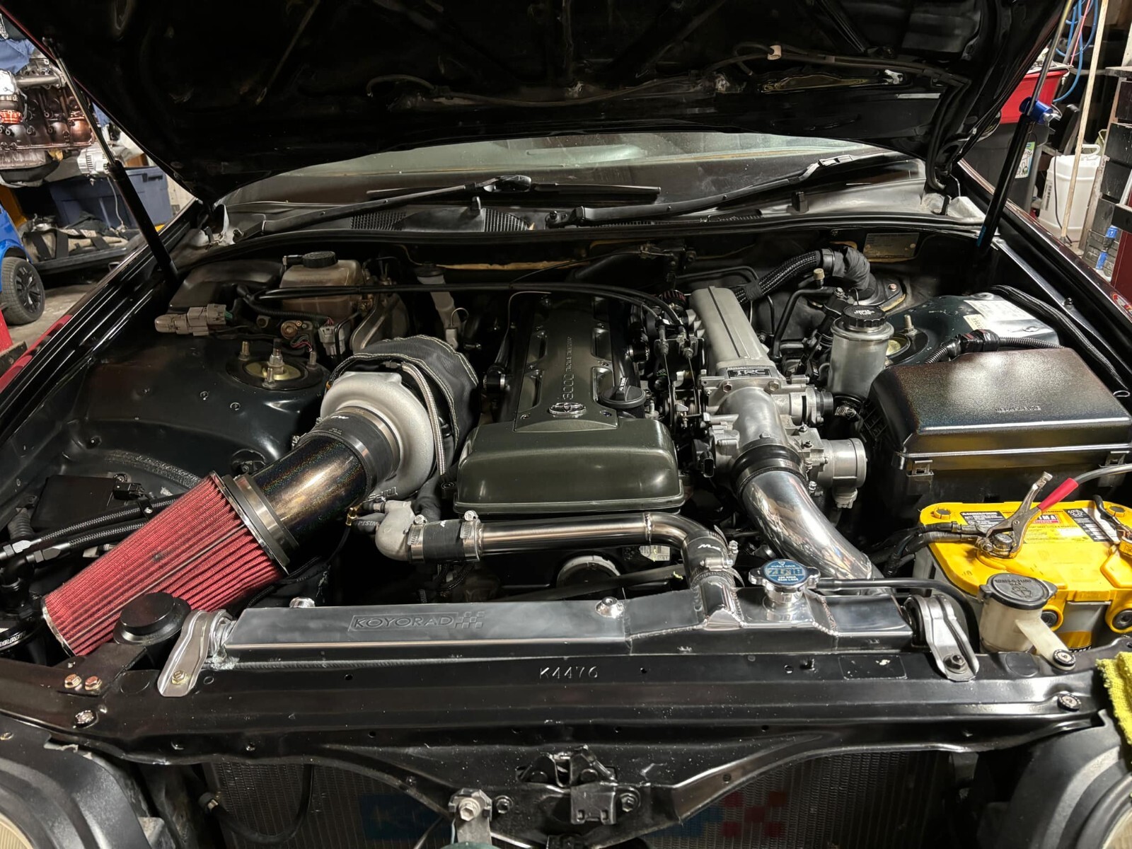 Toyota-Supra-1992-Sedan-4