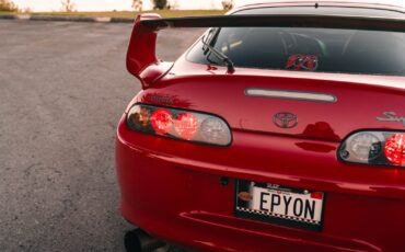 Toyota-Supra-1993-Hatchback-11