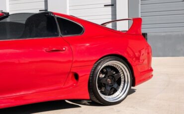 Toyota-Supra-1993-Hatchback-11