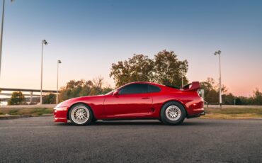 Toyota-Supra-1993-Hatchback-13