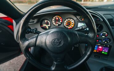 Toyota-Supra-1993-Hatchback-17