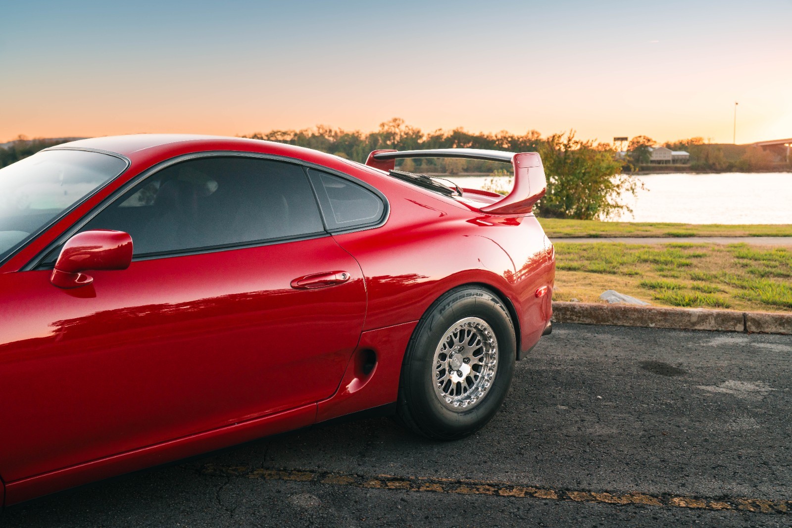 Toyota-Supra-1993-Hatchback-27