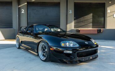 Toyota-Supra-1994-Coupe-15