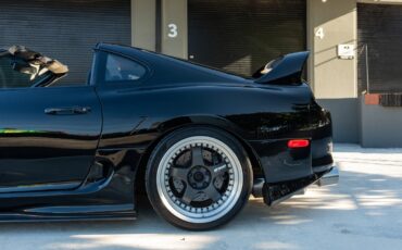 Toyota-Supra-1994-Coupe-3