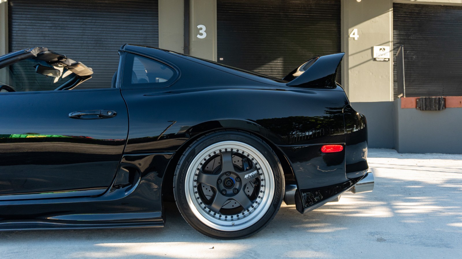 Toyota-Supra-1994-Coupe-3