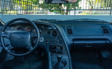 Toyota-Supra-1994-Coupe-31