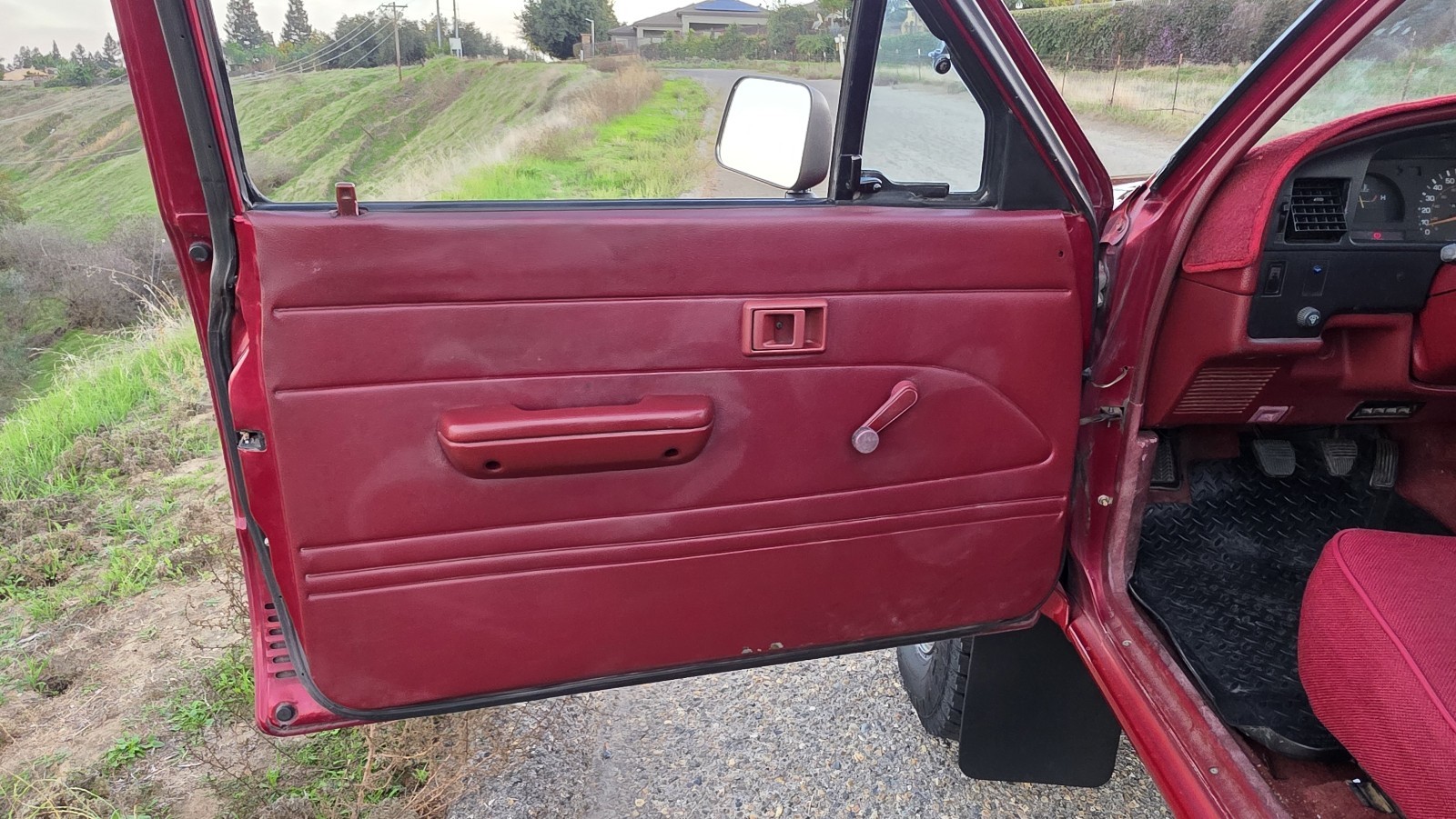 Toyota-Tacoma-1989-10