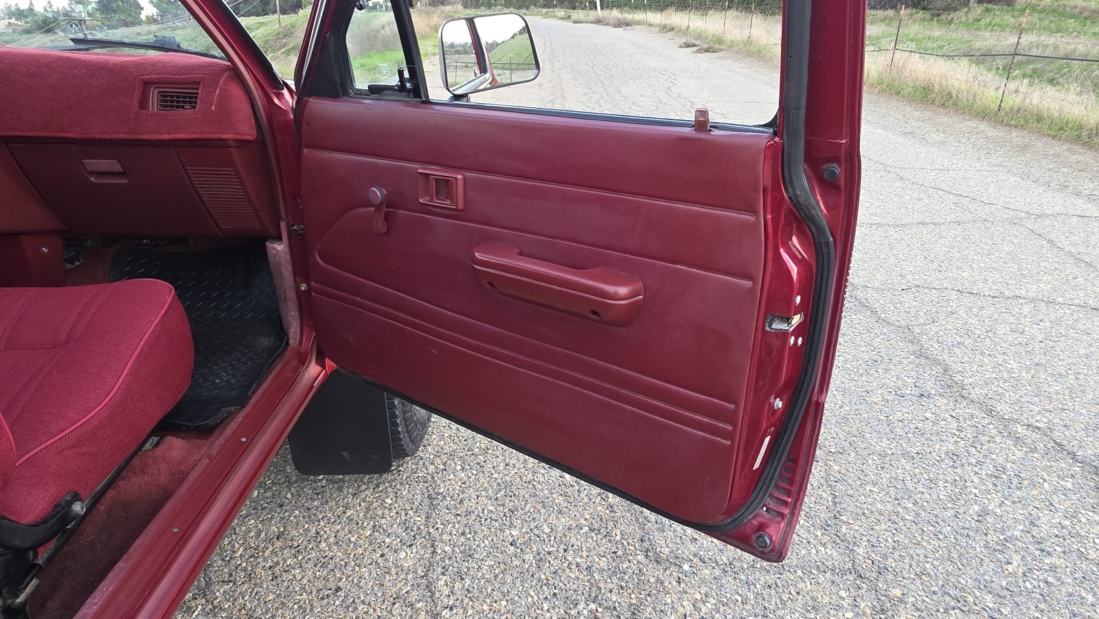 Toyota-Tacoma-1989-5