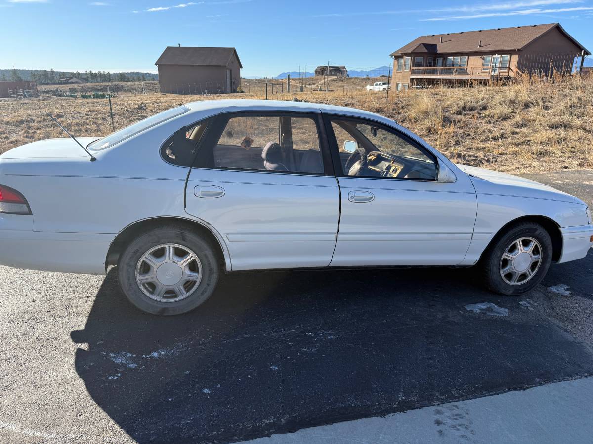 Toyota-avalon-1995-2