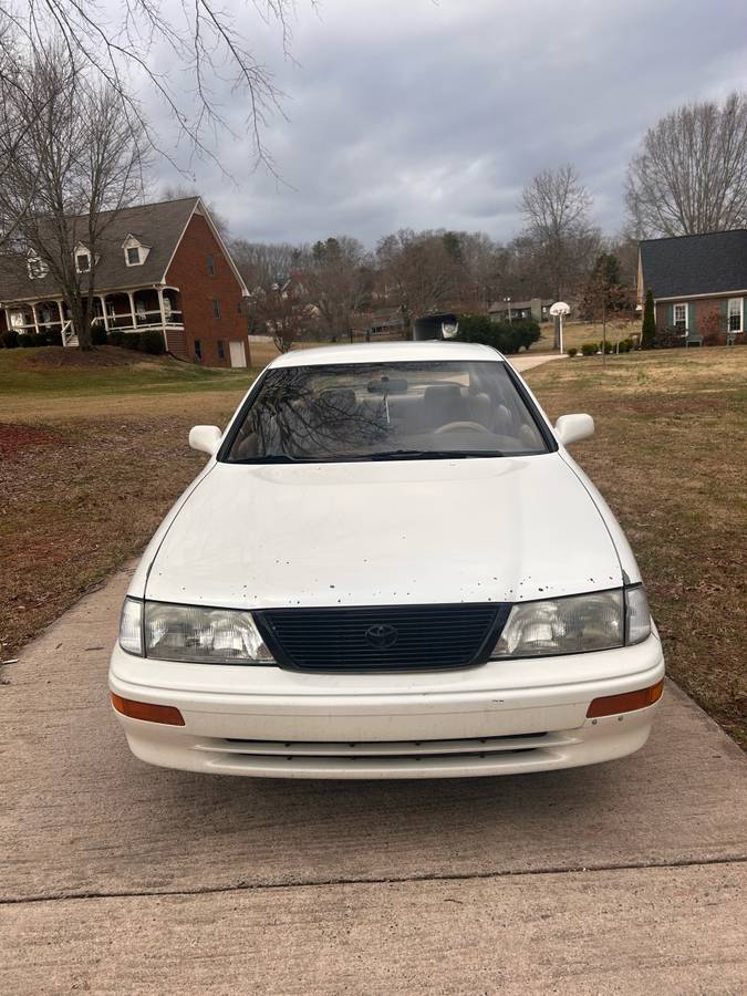 Toyota-avalon-1995-white-12