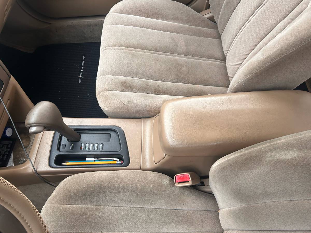 Toyota-avalon-1995-white-3