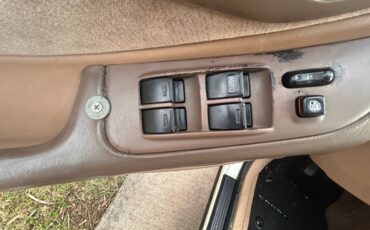 Toyota-avalon-1995-white