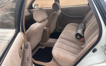 Toyota-avalon-1995-white-5