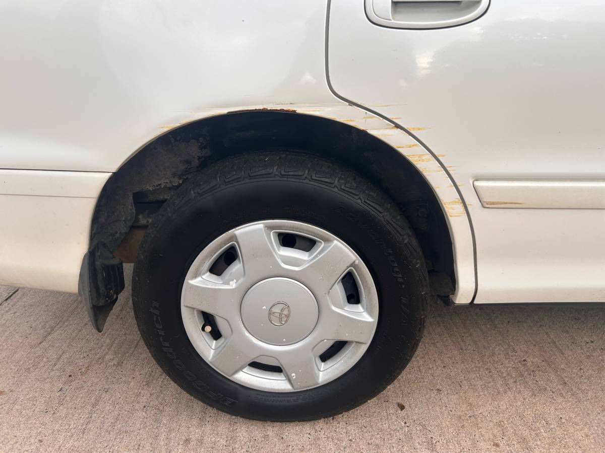 Toyota-avalon-1995-white-7