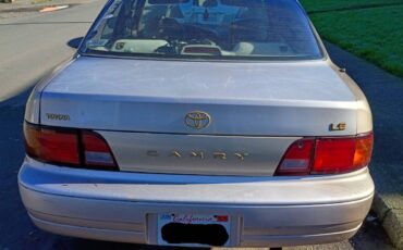 Toyota-camery-1996-1
