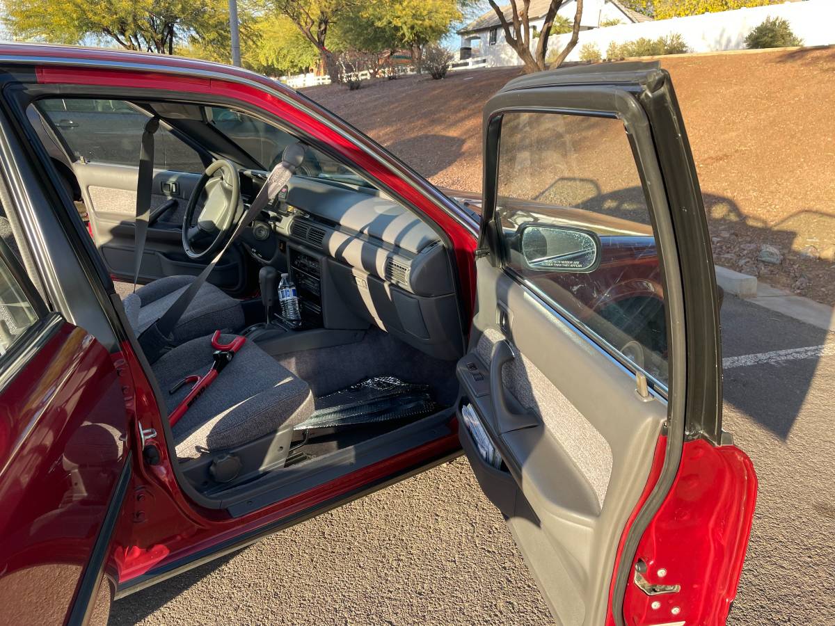 Toyota-camry-1990-red-4