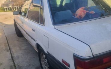 Toyota-camry-1990-white-1