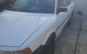 Toyota-camry-1990-white-2