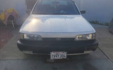 Toyota-camry-1990-white-4