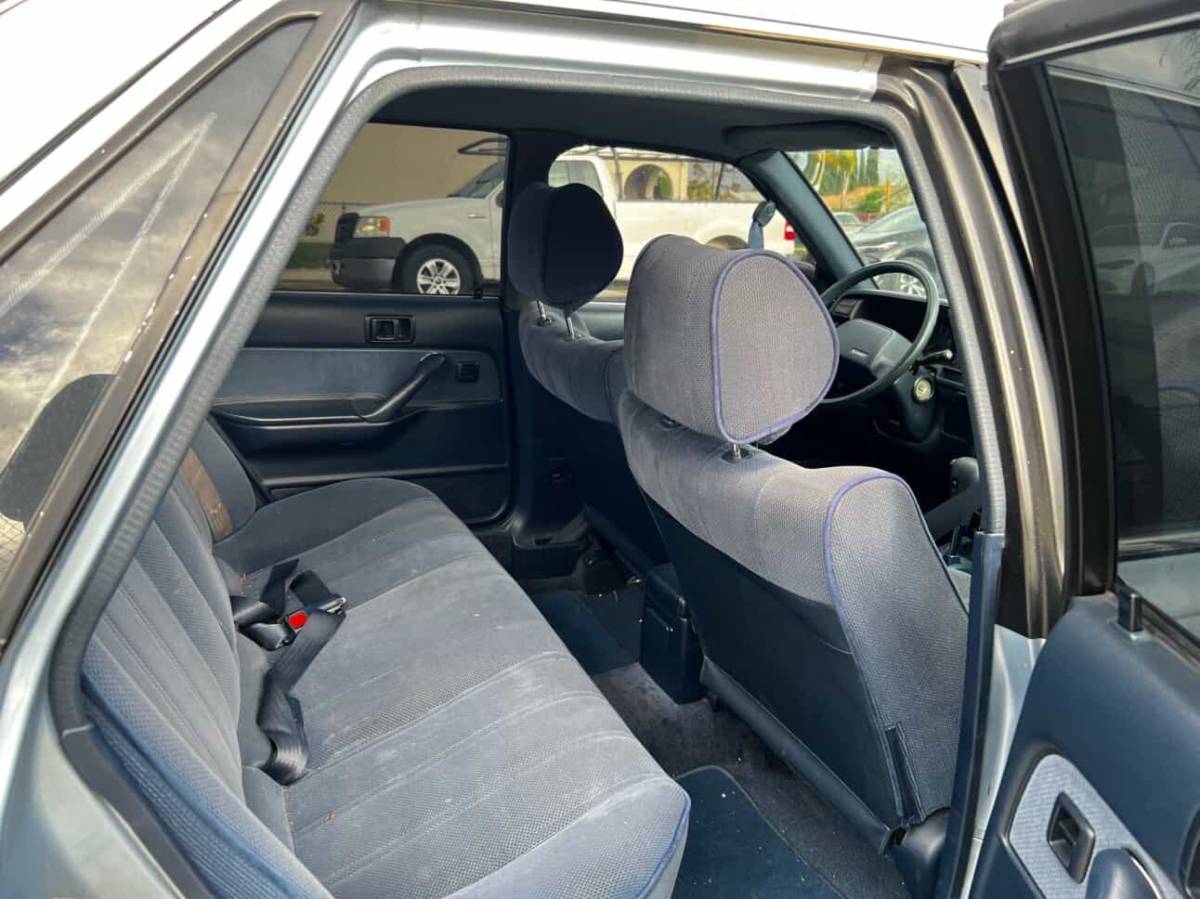 Toyota-camry-1991-blue-4