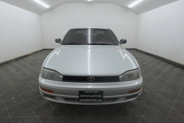 Toyota-camry-1992-1