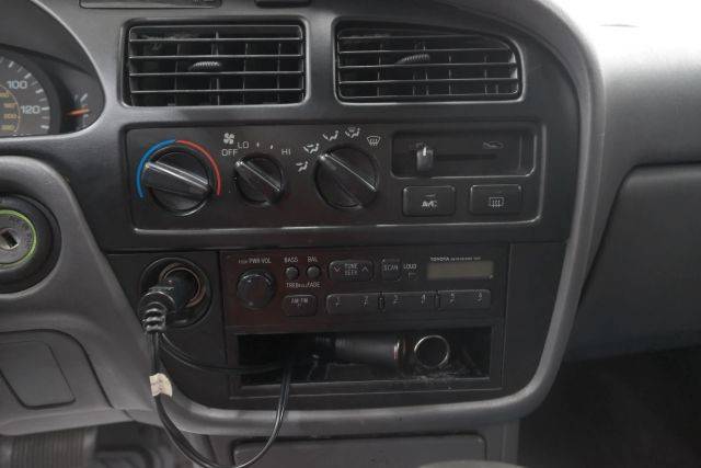 Toyota-camry-1992-12