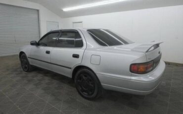 Toyota-camry-1992-2