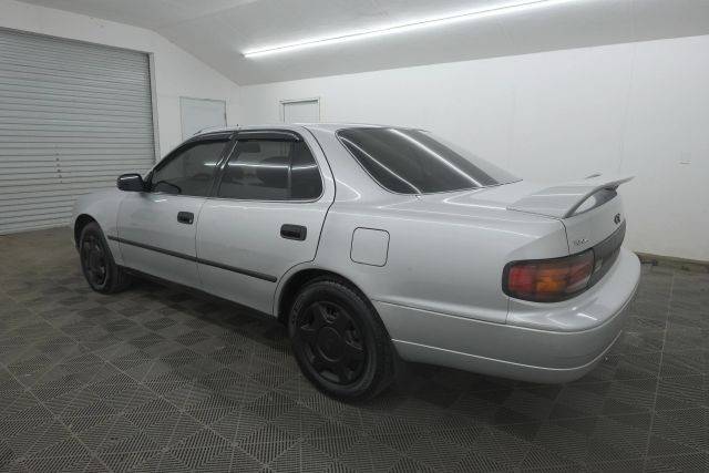 Toyota-camry-1992-2