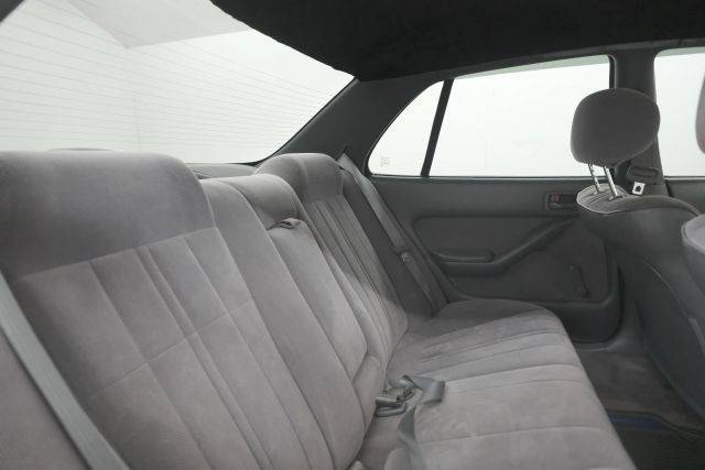 Toyota-camry-1992-21