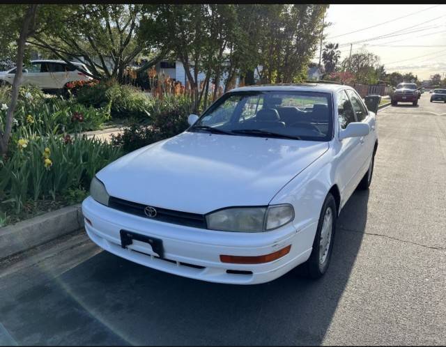 Toyota-camry-1993-1